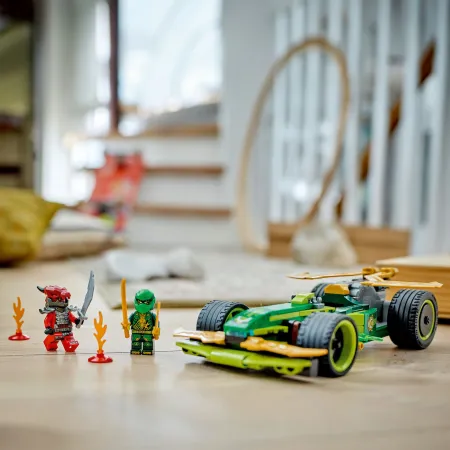 LEGO Ninjago Samochód wyścigowy Lloyda z napędem typu pull-back 71828