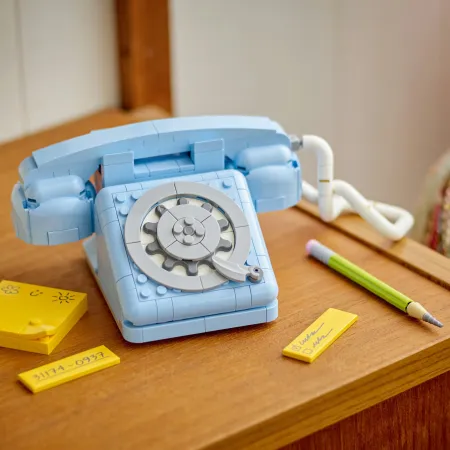 Klocki LEGO Creator 3 w 1 Telefon retro 31174