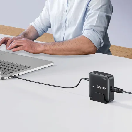 Unitek Ładowarka biurkowa GaN 70W 2xUSB-A 2xUSB-C Quick Charge