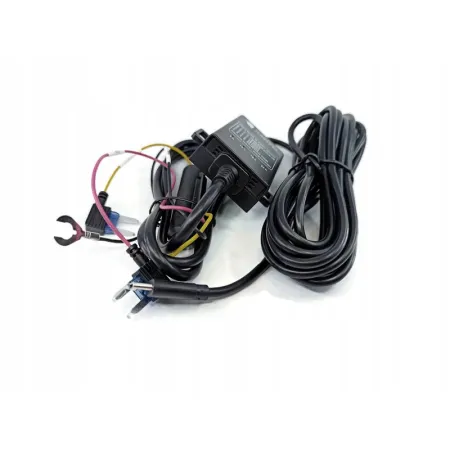 Uniwersalny adapter zasilania NAVITEL Smart Box Max USB-C do trybu parking