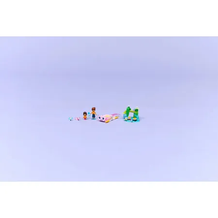 Klocki LEGO Friends 42681 Łódź z 2 figurkami i 2 aksolotlam