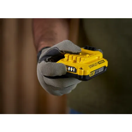 Wiertarko-wkrętarka Stanley FatMax SFMCD700D2A-QW 2x2Ah + akcesoria 100szt.